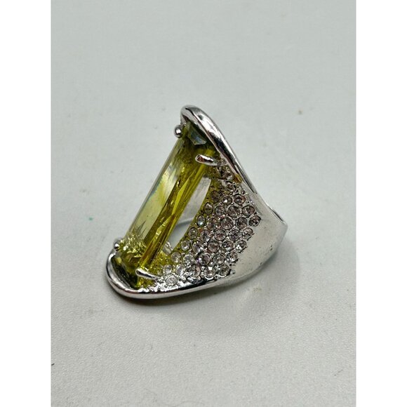 Fancy Statement Ring Size 6 Wide Cocktail Ring with Elongated Green Glass Stone - Picture 7 of 10